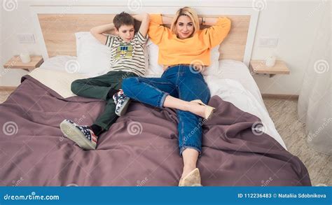 Stepmom and son sharing a bed. Things To Know About Stepmom and son sharing a bed. 